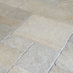 Tupelo™ Limestone Tile
