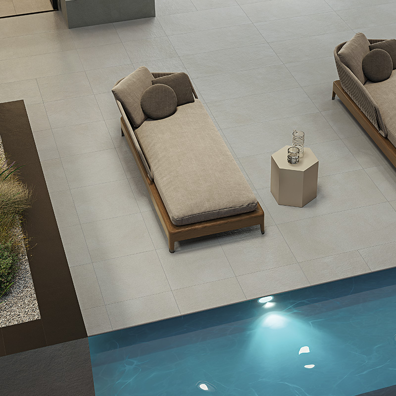Porcelain Pavers and Tile Landmark™ Cosmopolitan Ash Pool