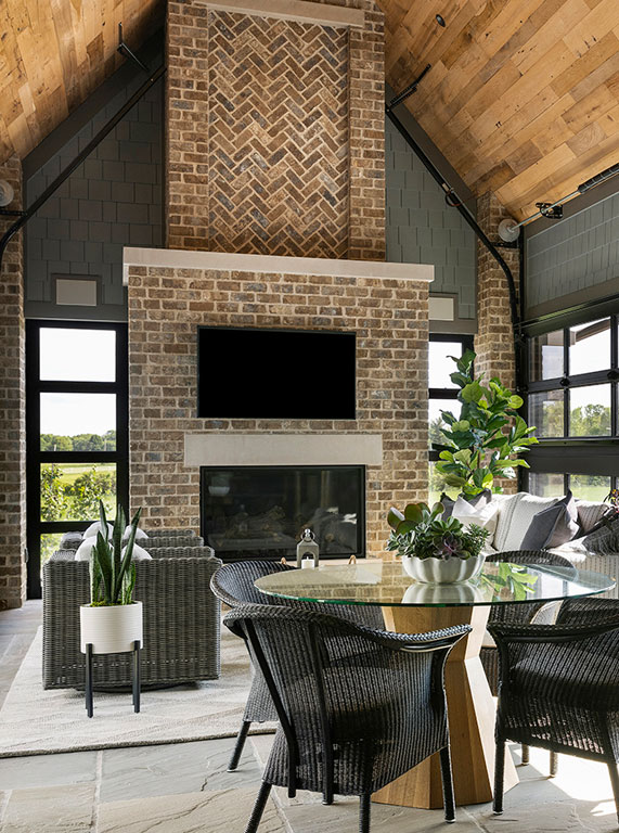 29. Indiana Limestone Grey mantelpiece and capstone. Laurel™ Sandstone tile.