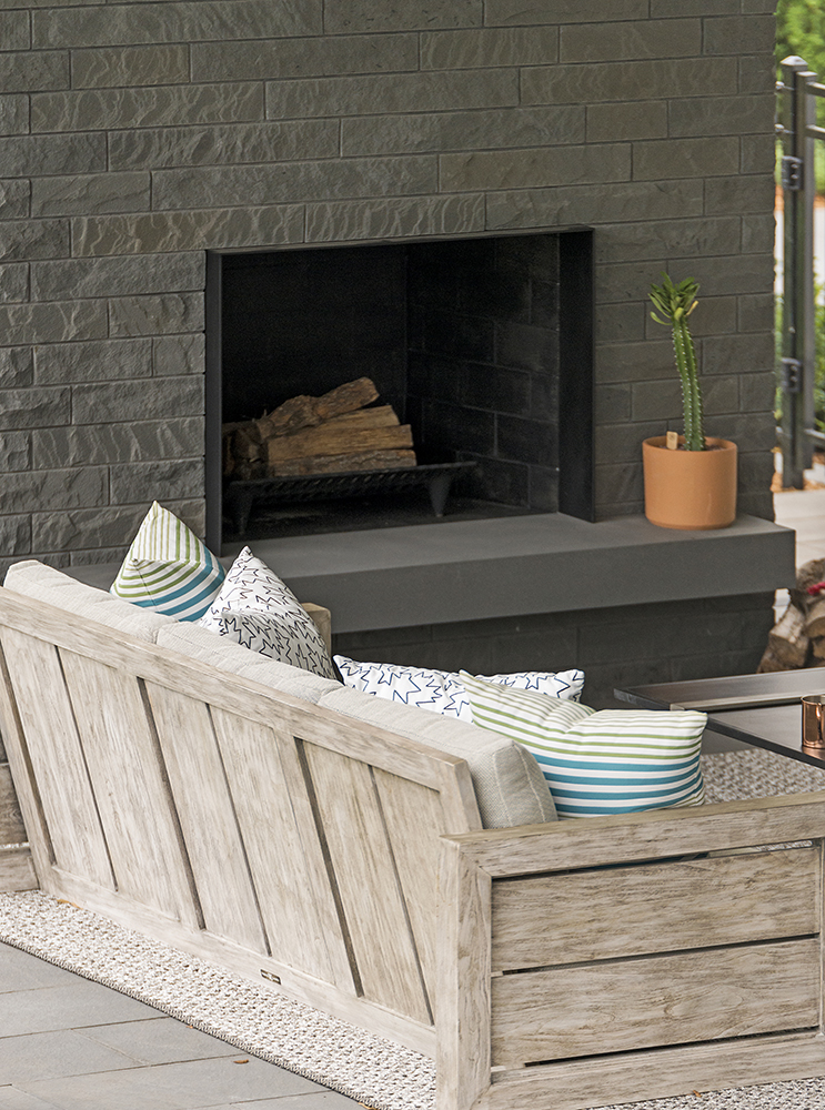 19. Bluestone Blue Select custom brick veneer and hearth.