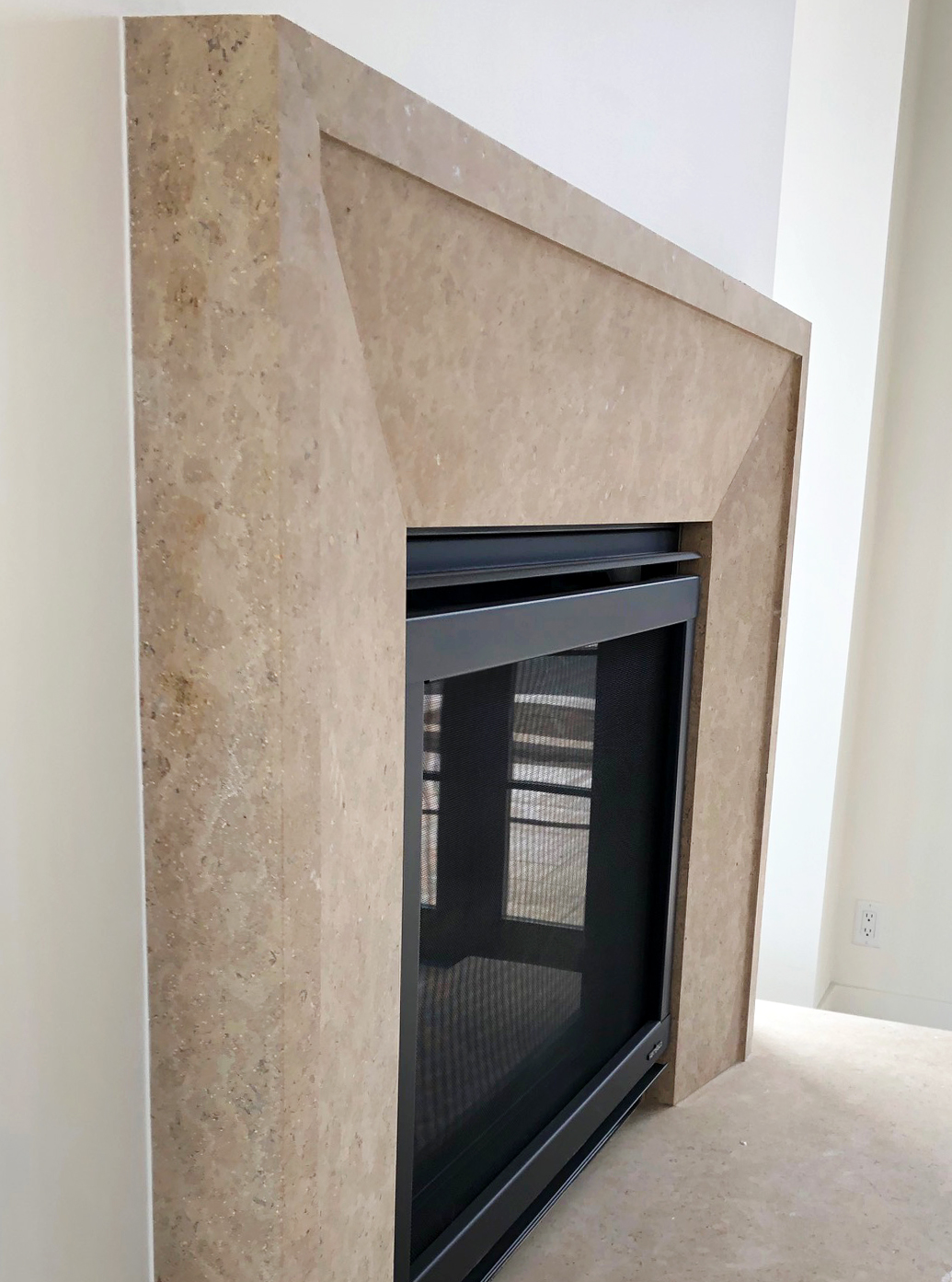 24. A detailed look at Ardeo™ limestone, highlighting its stunning fossilized features.